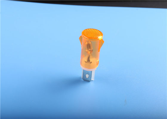 LEDの信号制御のパネルの表示燈